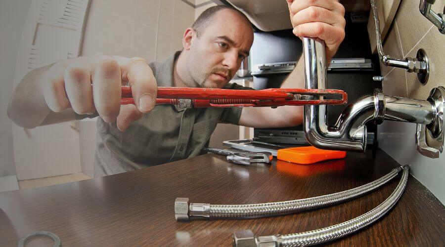 Local expert plumbing services in Loretto, MI